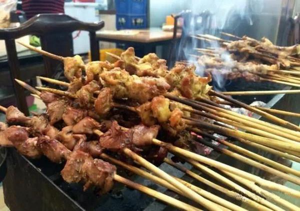 無煙燒烤設(shè)備,無煙燒烤機(jī),無煙燒烤機(jī)廠家,無煙燒烤設(shè)備價格,