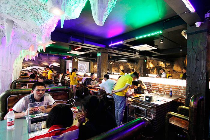 無煙燒烤機,無煙燒烤爐,無煙電烤爐,木炭燒烤爐,無煙烤串機,