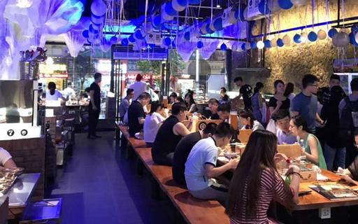 關(guān)于無煙燒烤加盟店選擇地址你必須要懂的注意事項(xiàng)